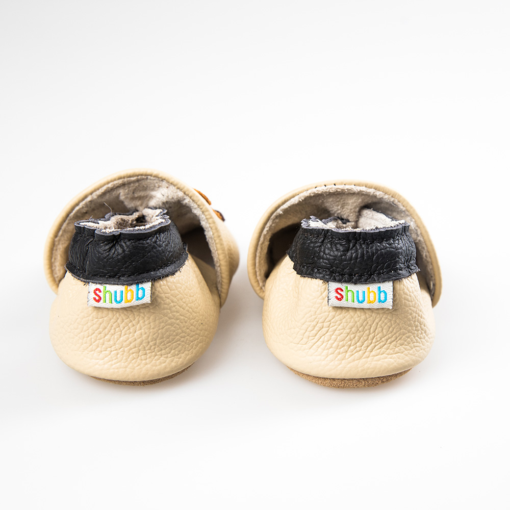 Scarpe da culla casual in pell - Kids First Education recensione e prezzo